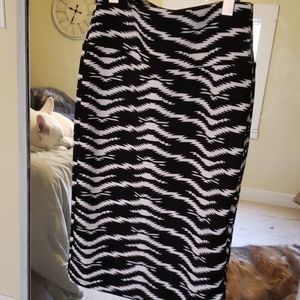 LuLaRoe skirt